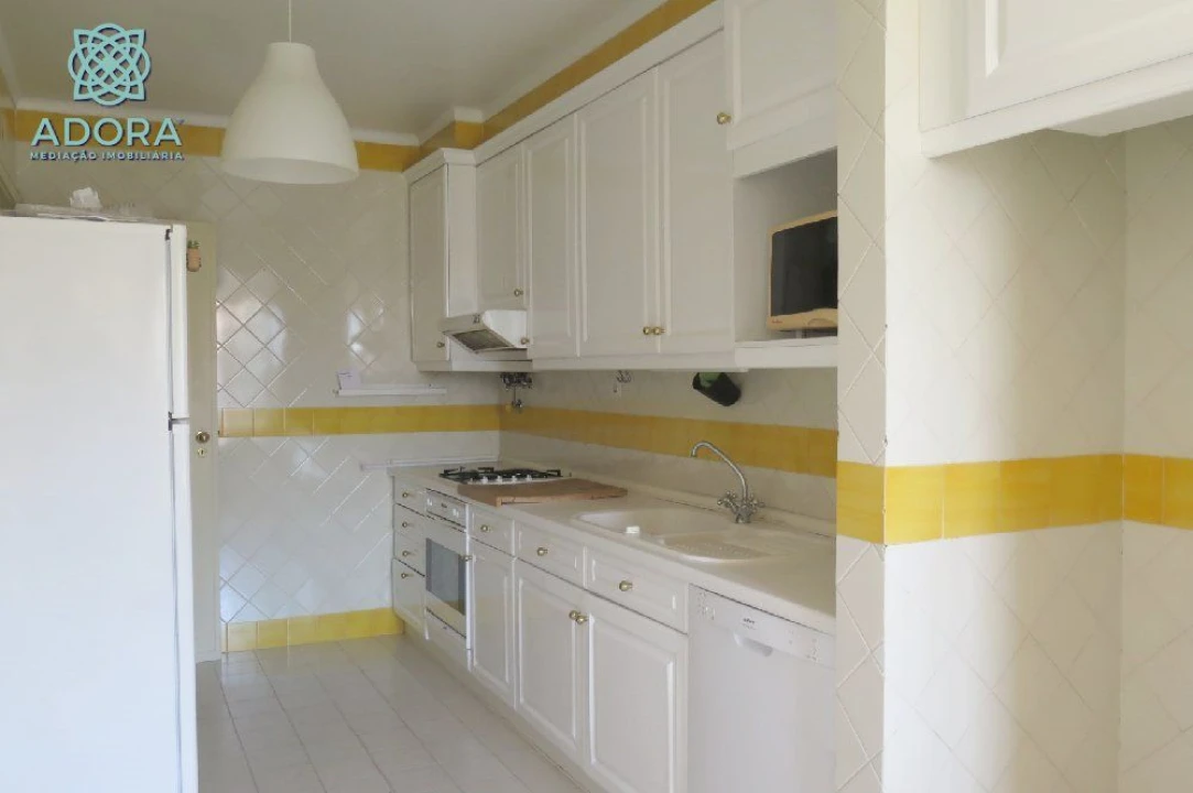 Apartamento T2 para Venda em Cascais Foto 4