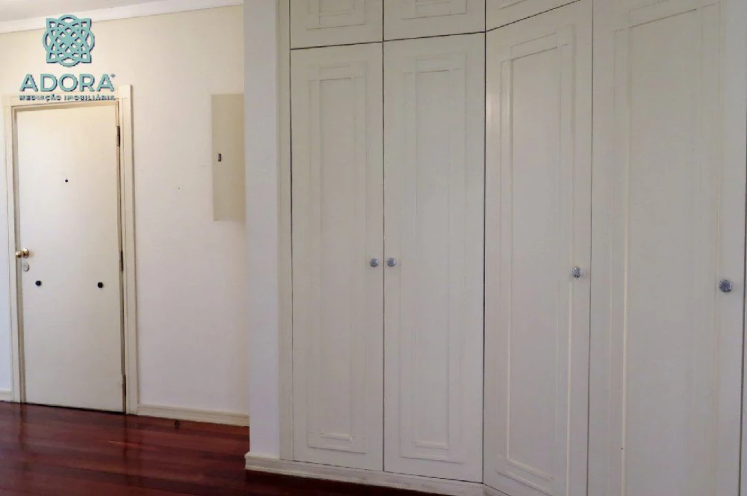 Apartamento T2 para Venda em Cascais Foto 6