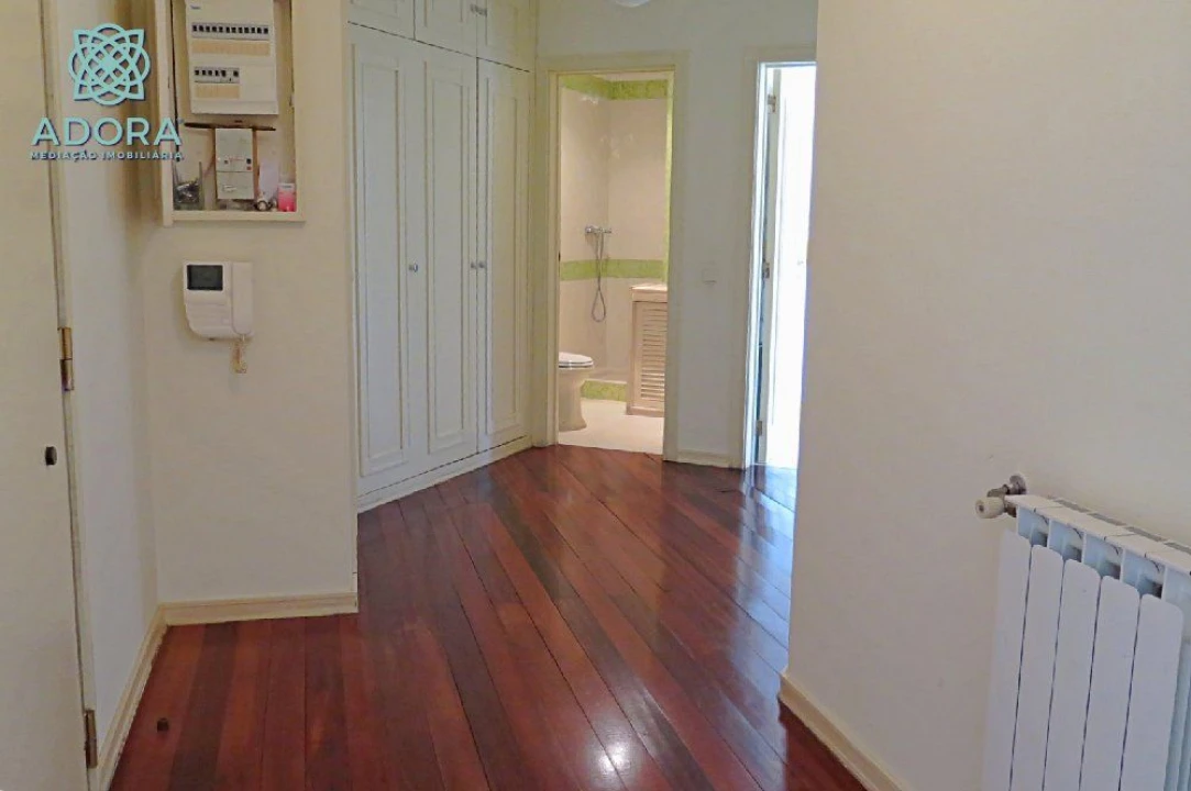 Apartamento T2 para Venda em Cascais Foto 8