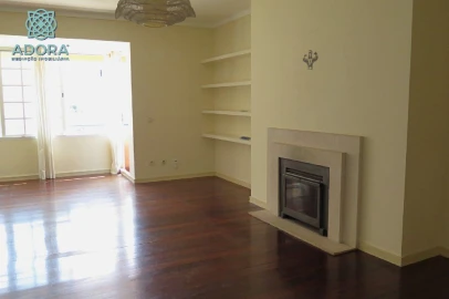 Apartamento T2 para Venda em Cascais