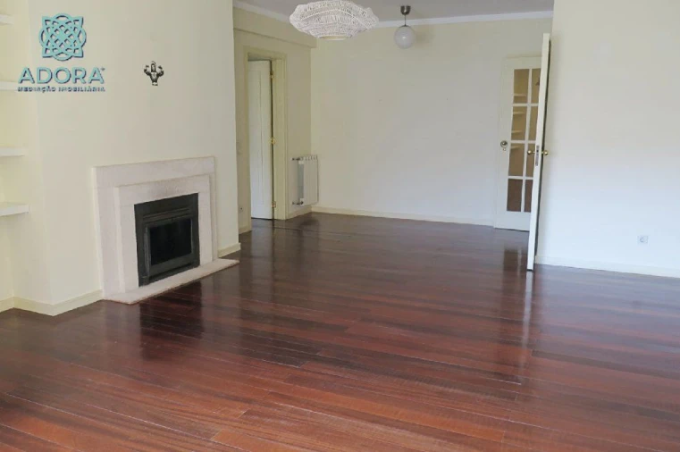 Apartamento T2 para Venda em Cascais Foto 9