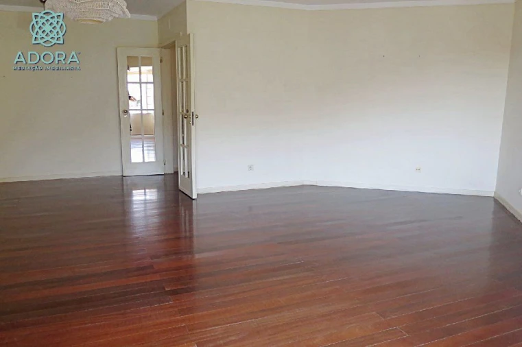 Apartamento T2 para Venda em Cascais Foto 7
