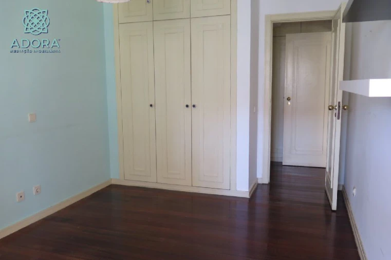 Apartamento T2 para Venda em Cascais Foto 12