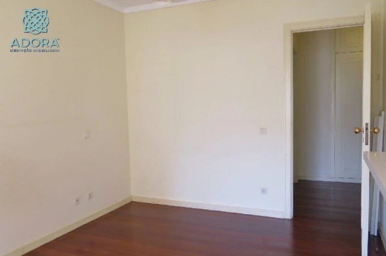 Apartamento T2 para Venda em Cascais Foto 18
