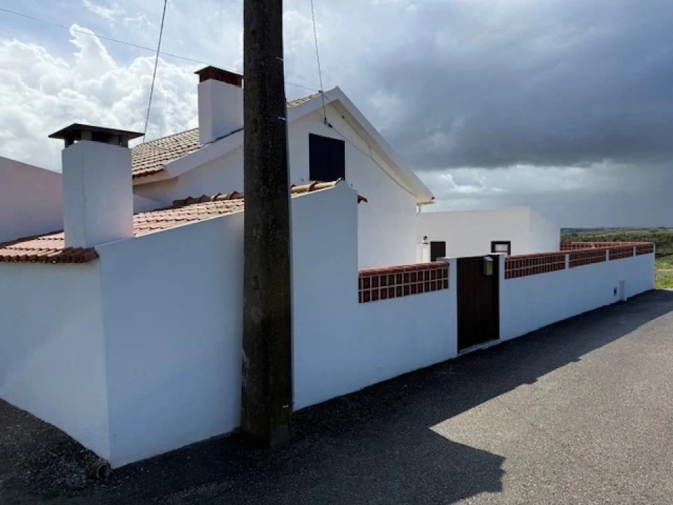 Moradia T3 para Venda em Cambelas Foto 1