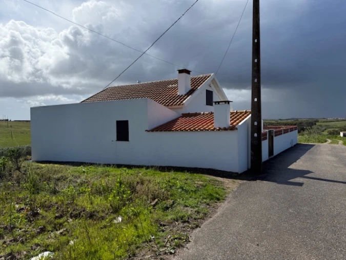 Moradia T3 para Venda em Cambelas Foto 3