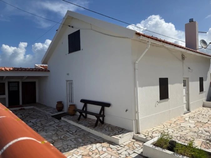 Moradia T3 para Venda em Cambelas Foto 5