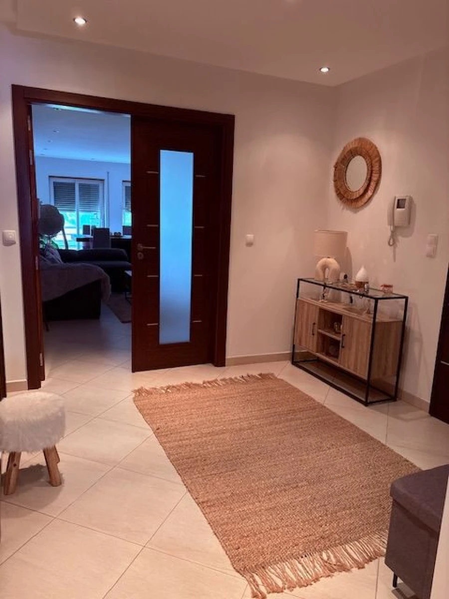 Apartamento T2 para Arrendamento em Venda do Pinheiro Foto 4