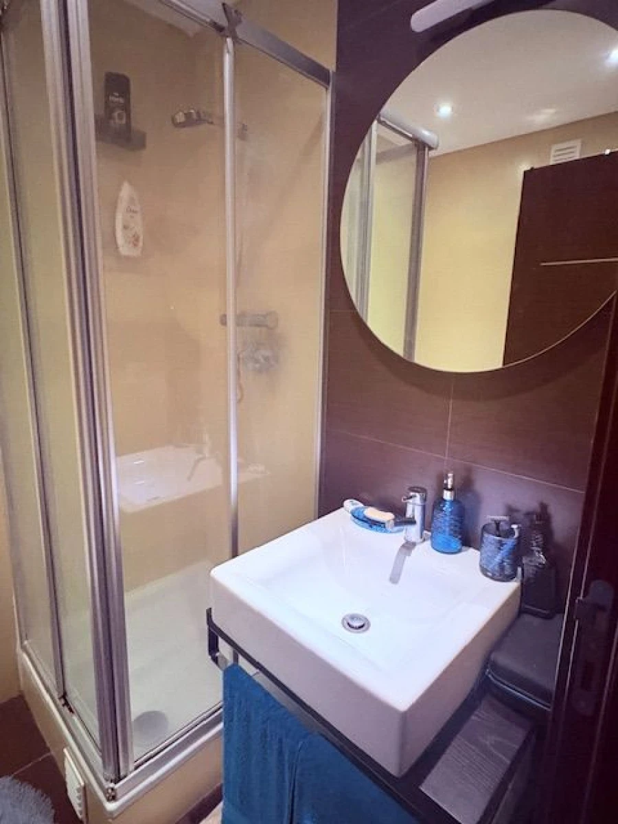 Apartamento T2 para Arrendamento em Venda do Pinheiro Foto 9