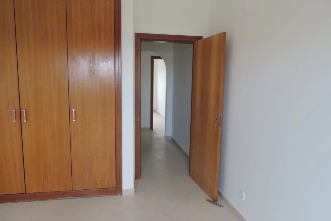 Apartamento T2 para Venda em Albufeira Foto 11