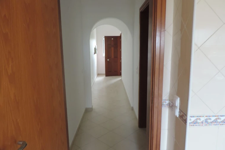 Apartamento T2 para Venda em Albufeira Foto 4