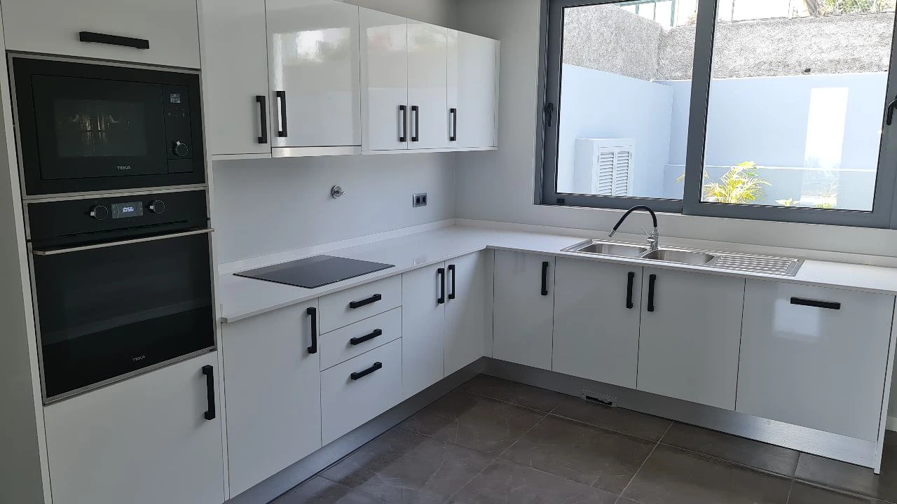 Apartamento T2 para Arrendamento em Casa Branca Foto 5