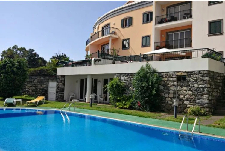 Apartamento T2 para Arrendamento em São João