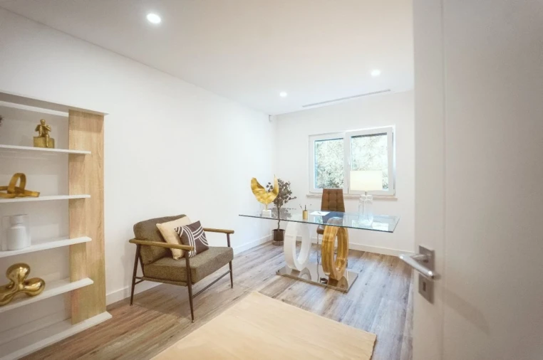 Moradia T4 para Venda em Herdade da Aroeira Foto 17