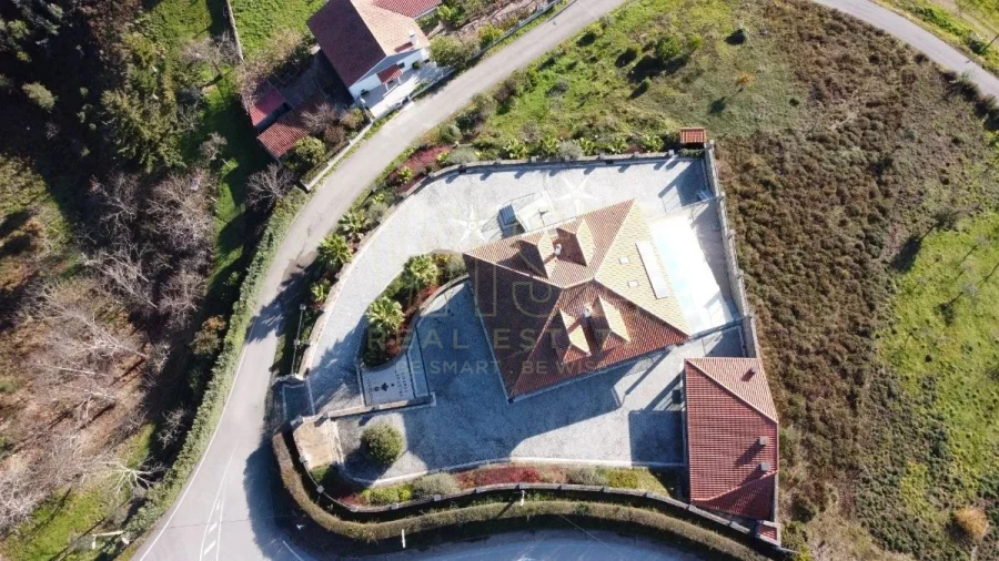 Moradia T5 para Venda em Esporão Foto 2