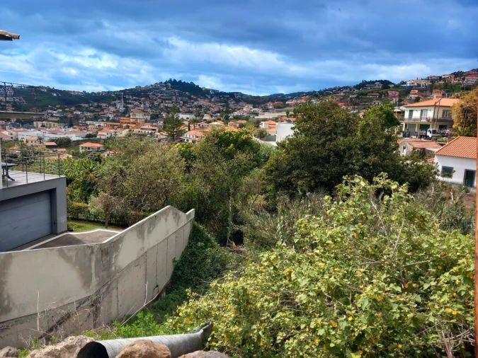 Terreno P/ Prédio para Venda em Funchal Foto 5