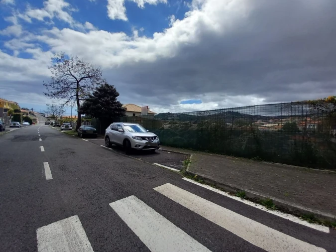 Terreno P/ Prédio para Venda em Funchal Foto 11