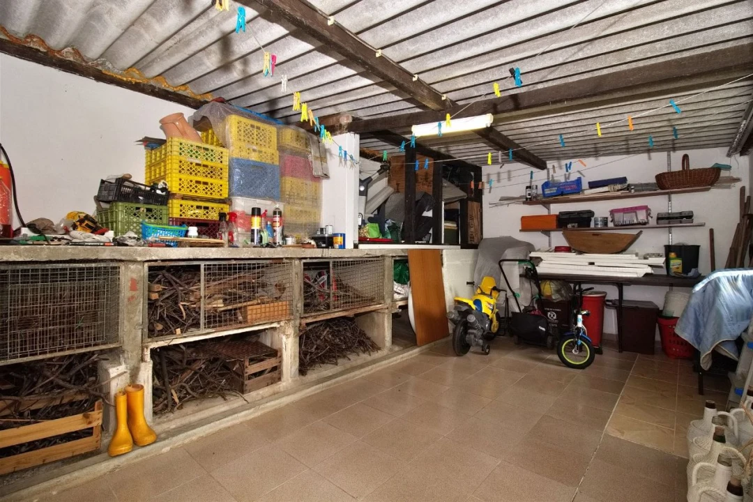 Moradia T4 para Venda em Porto Salvo Foto 18