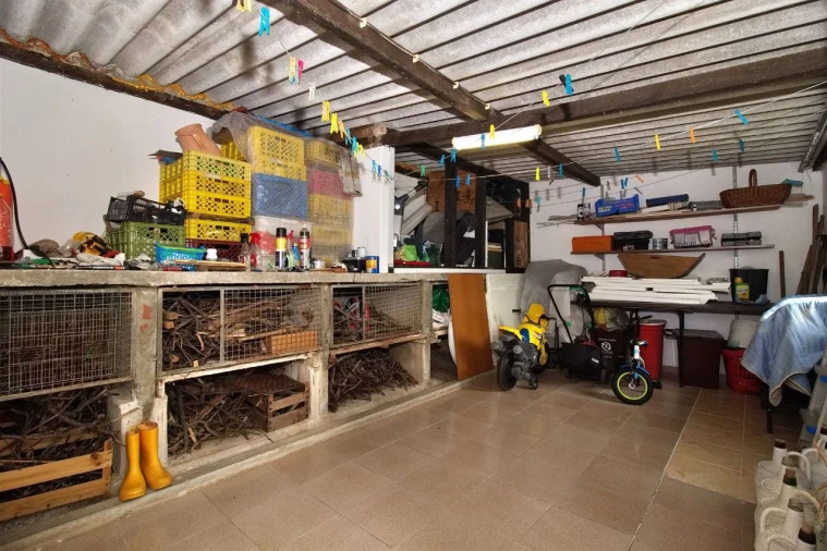 Moradia T4 para Venda em Porto Salvo Foto 18