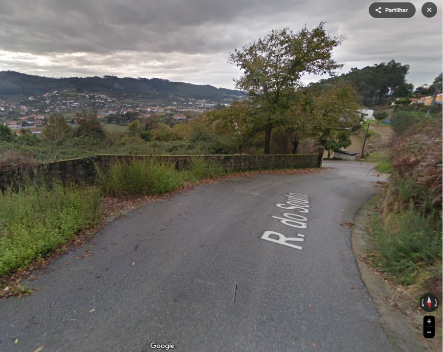 Terreno para Venda em Telhado Foto 2