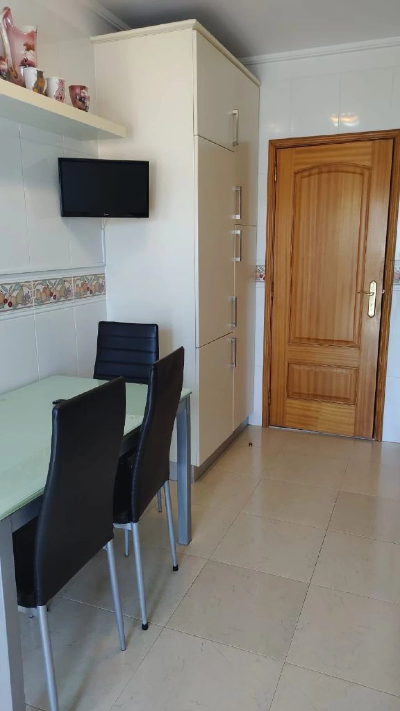 Apartamento T2 para Venda em Porto Salvo Foto 3