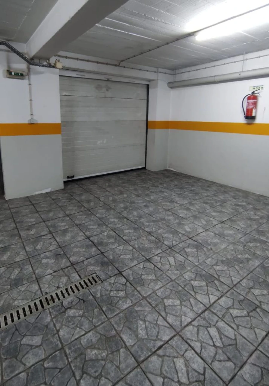 Apartamento T2 para Venda em Porto Salvo Foto 19