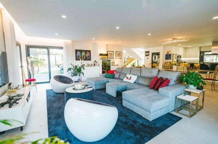 Moradia T3 para Venda em Fonte Arcada Foto 4