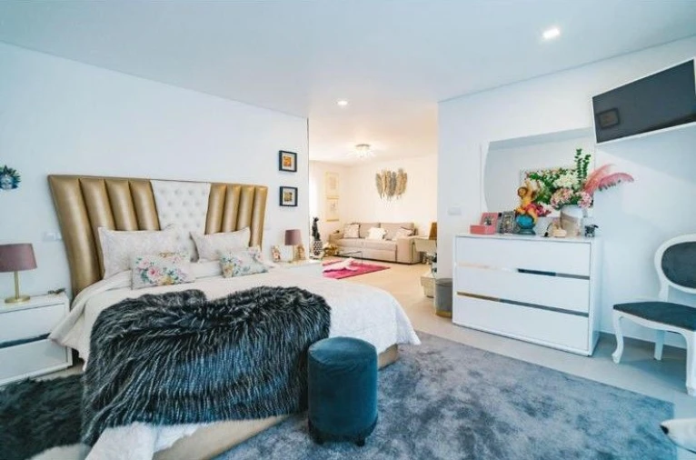 Moradia T3 para Venda em Fonte Arcada Foto 18