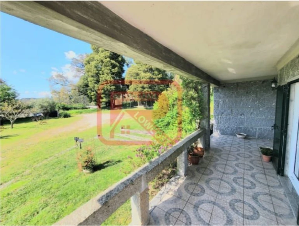 Moradia T3 para Venda em Monte Córdova Foto 8