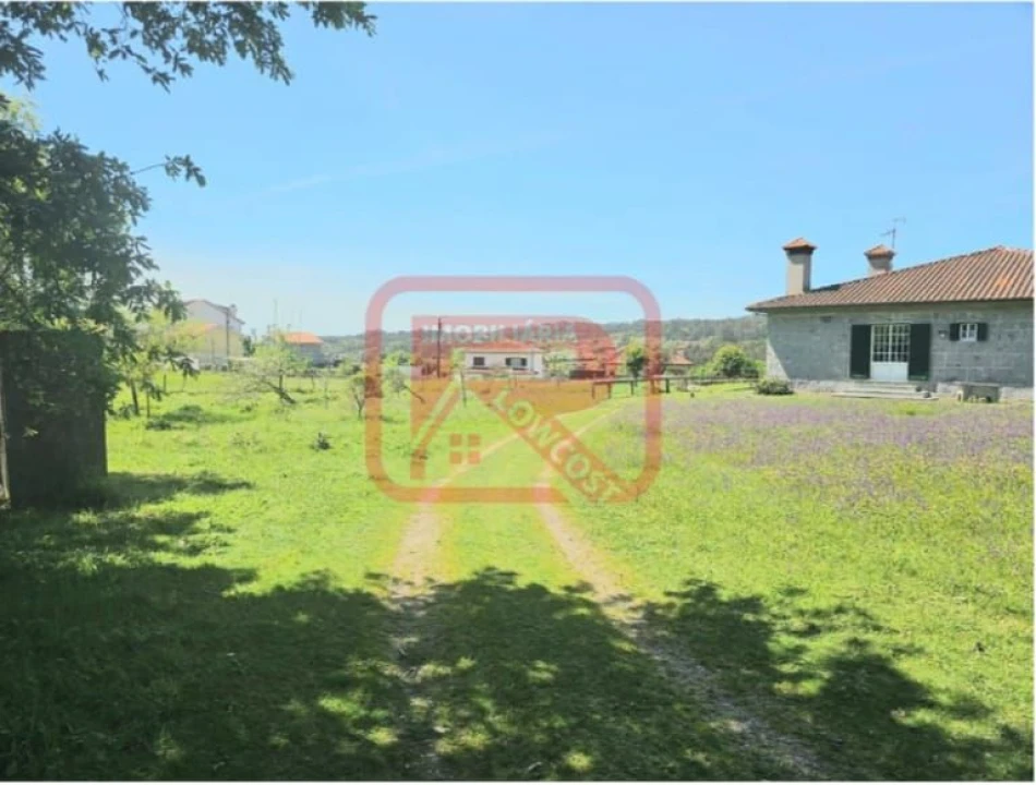 Moradia T3 para Venda em Monte Córdova Foto 29