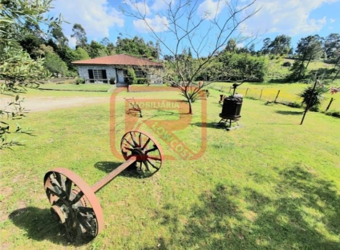 Moradia T3 para Venda em Monte Córdova Foto 1