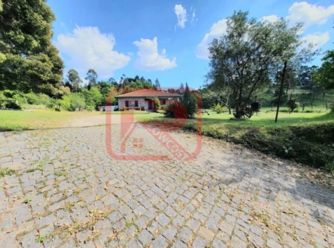 Moradia T3 para Venda em Monte Córdova Foto 16