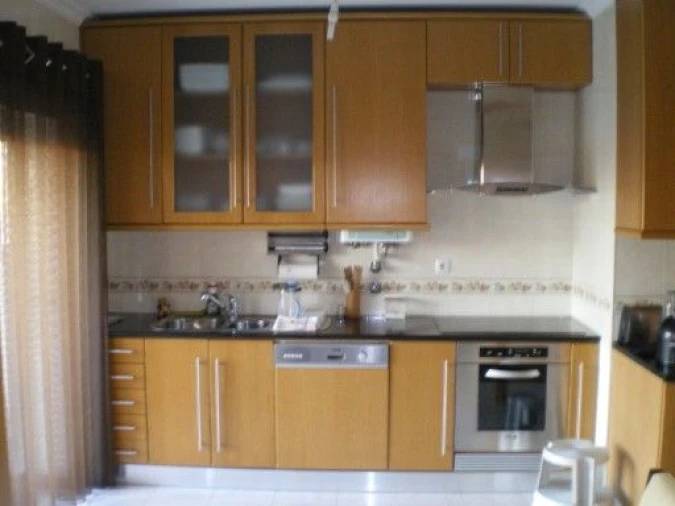 Apartamento T4 para Arrendamento em Cidade de Santarém Foto 9