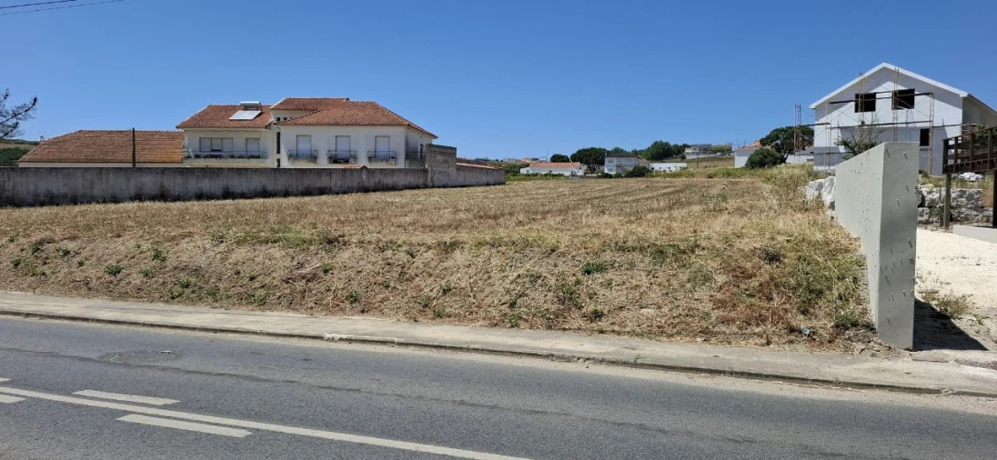 Terreno para Venda em Moita dos Ferreiros Foto 2