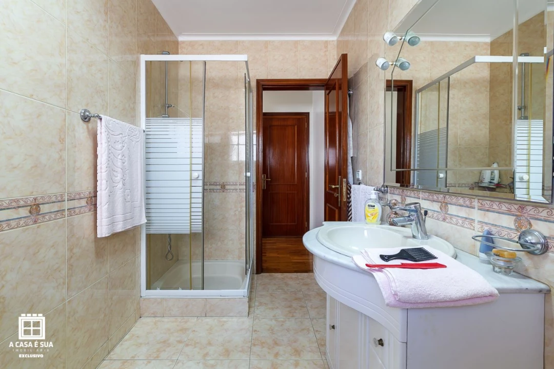 Moradia T3 para Venda em Seixezelo Foto 20