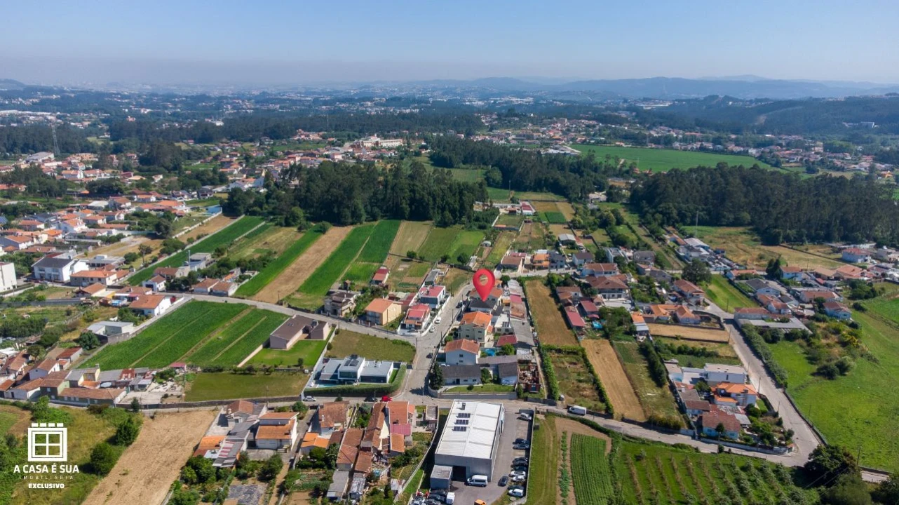 Moradia T3 para Venda em Seixezelo Foto 47