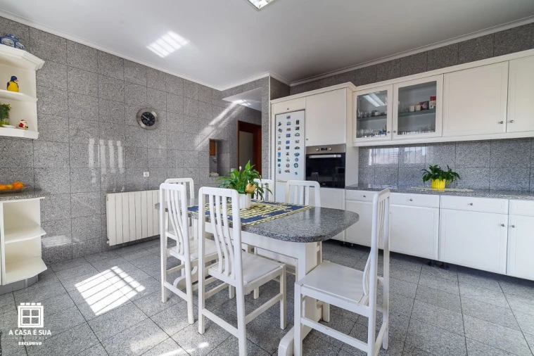 Moradia T3 para Venda em Seixezelo Foto 24