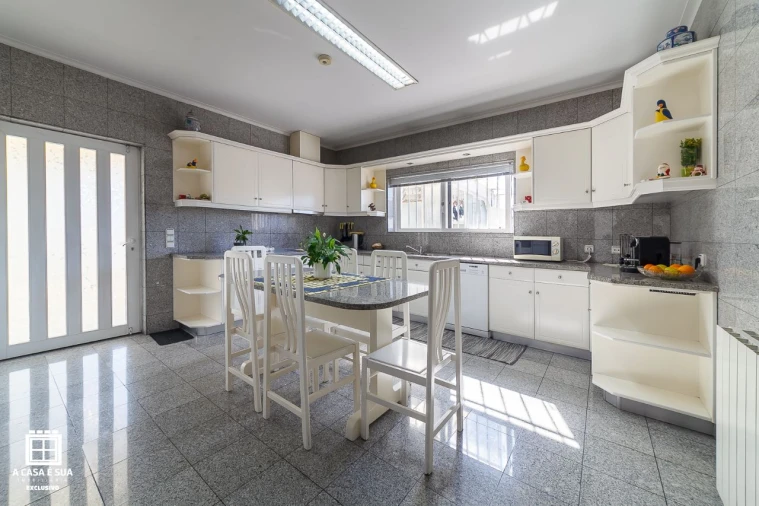 Moradia T3 para Venda em Seixezelo Foto 25