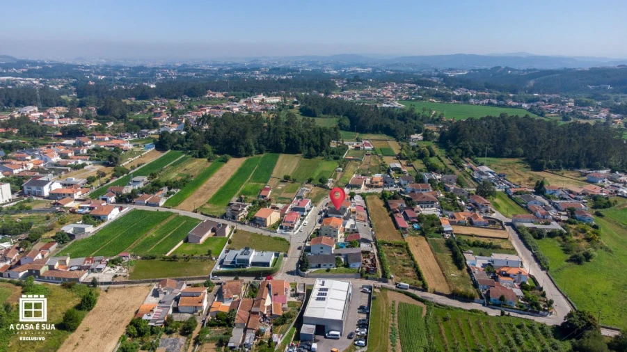 Moradia T3 para Venda em Seixezelo Foto 47