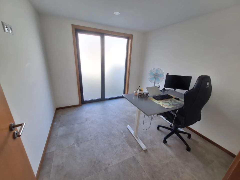 Moradia T3 para Venda em Nine Foto 10