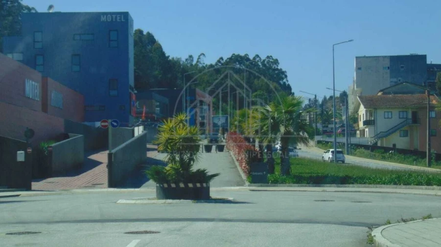 Apartamento T2 para Venda em Valongo Foto 2