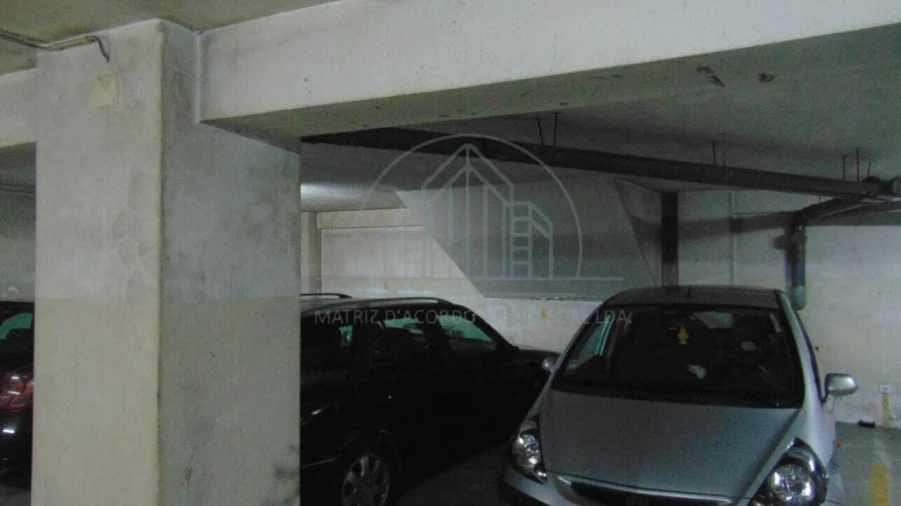 Apartamento T2 para Venda em Valongo Foto 6