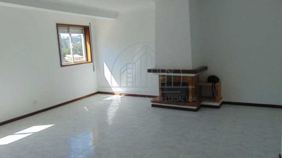 Apartamento T2 para Venda em Valongo Foto 12