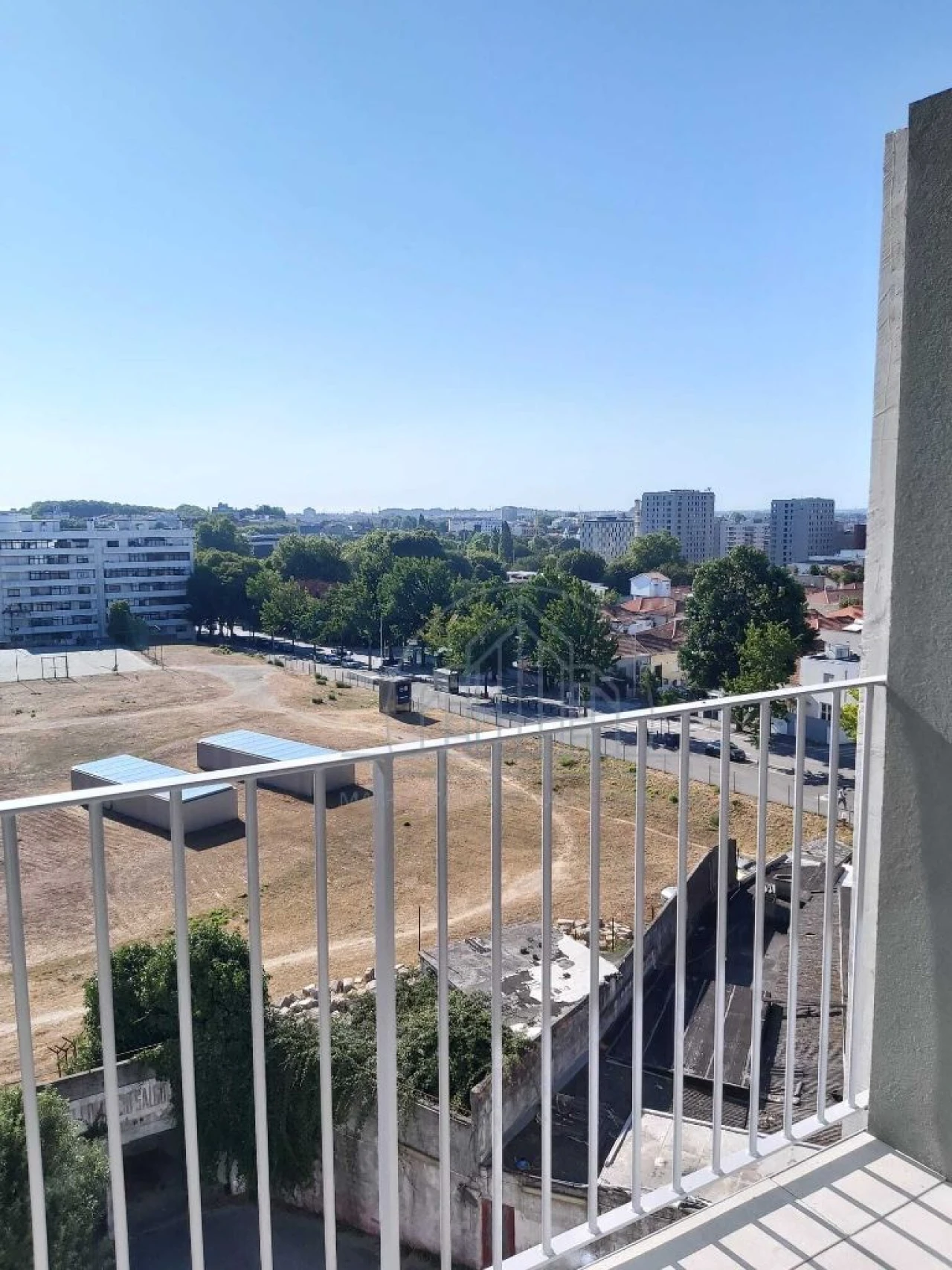 Apartamento T1 para Arrendamento em Porto Foto 18
