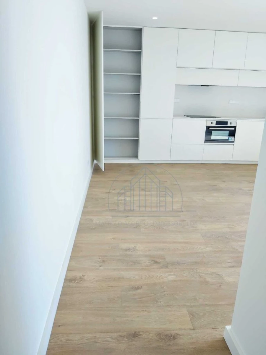 Apartamento T1 para Arrendamento em Porto Foto 13