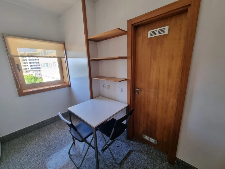 Apartamento T1 para Arrendamento em Maia Foto 13