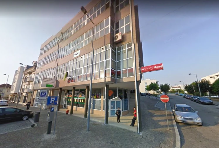 Loja para Venda em Paredes