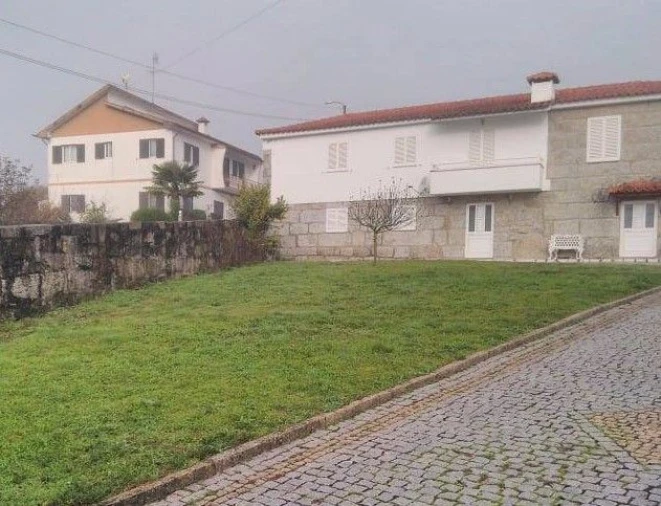 Moradia T4 para Venda em Meinedo Foto 16