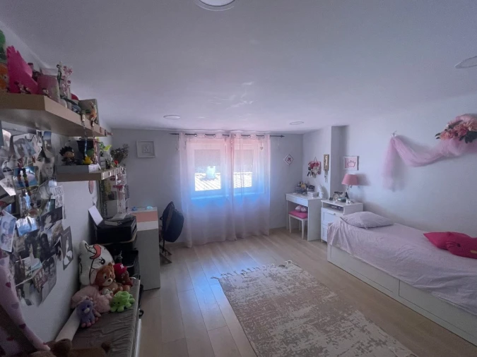 Moradia T5 para Venda em Venda do Pinheiro Foto 36