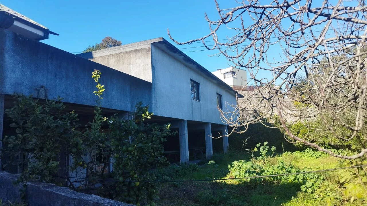 Moradia T5 para Venda em Meixomil Foto 40